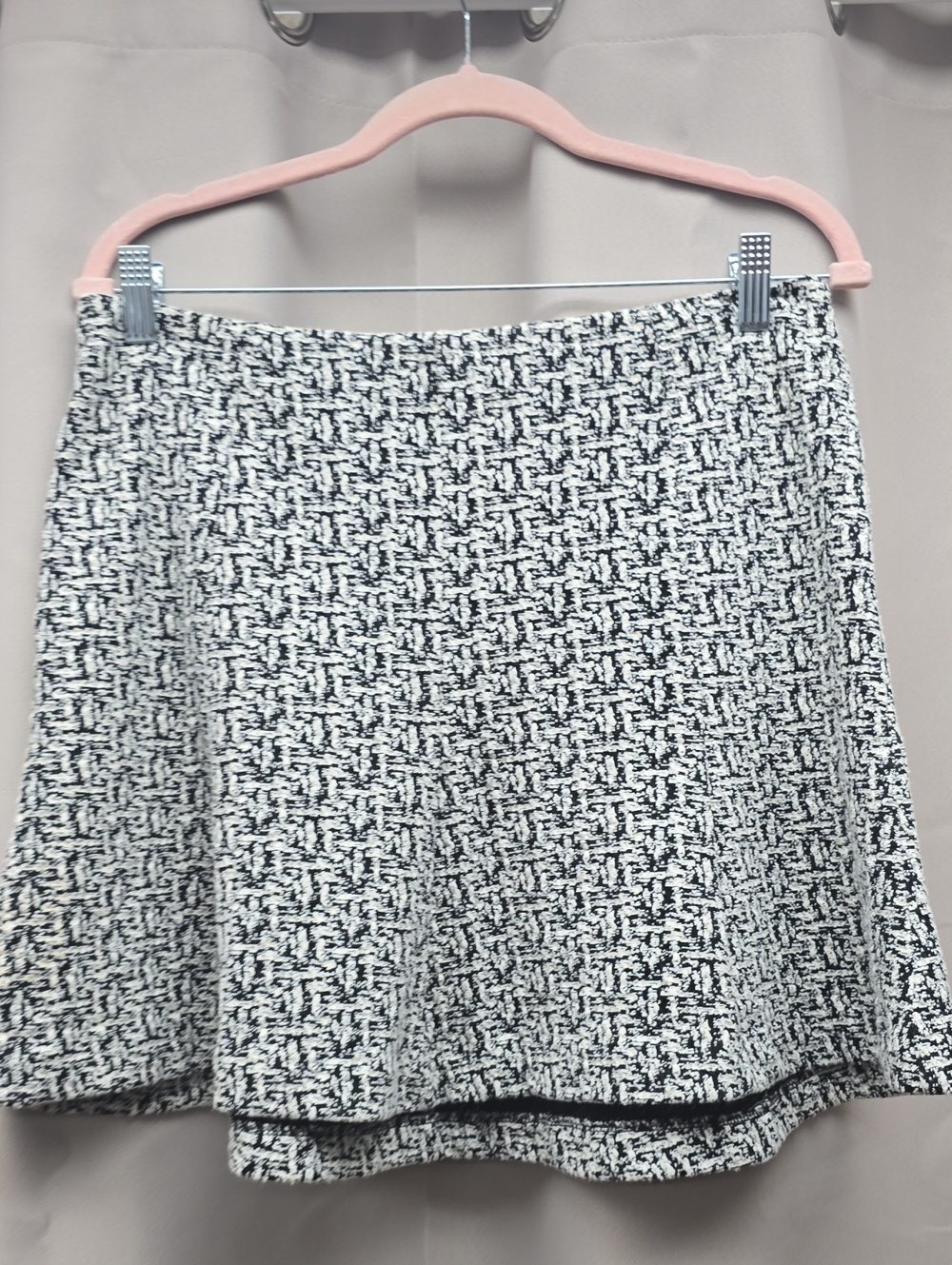 Banana Republic Black & White Tweed A-Line Mini Skirt